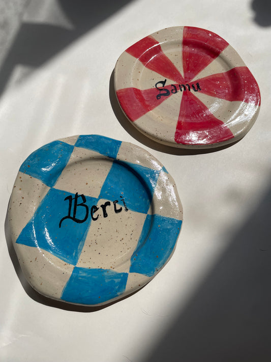 Plates w names